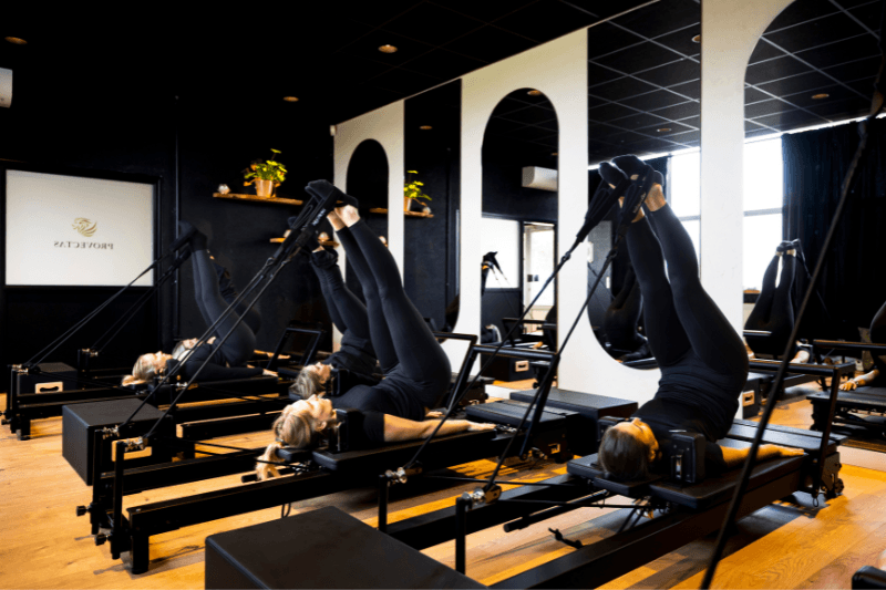 Wat is Reformer Pilates